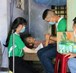 Sinh viên ĐH Đông Á trao hỗ trợ gia đình neo đơn tại Quảng Nam